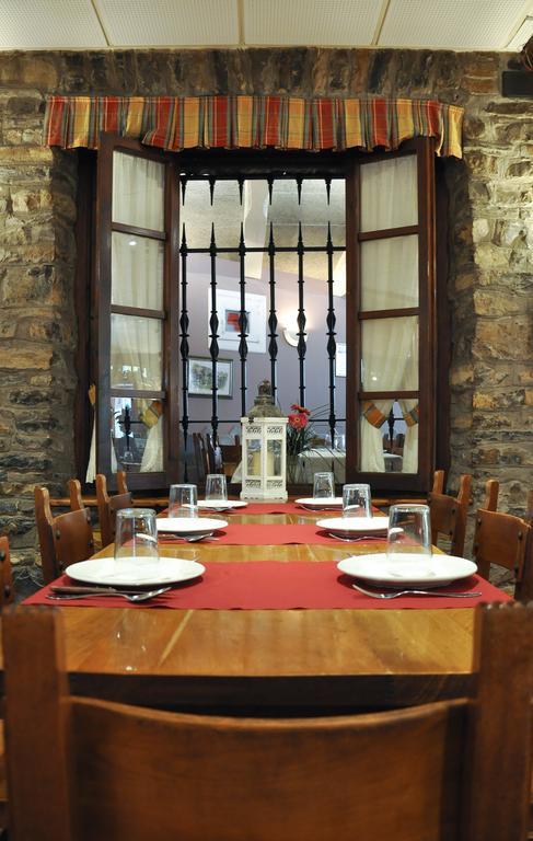 Pension Lagunak Zarautz Buitenkant foto